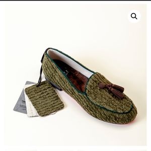 Dotz Verde Moccasin Flats with Tassel Size 7